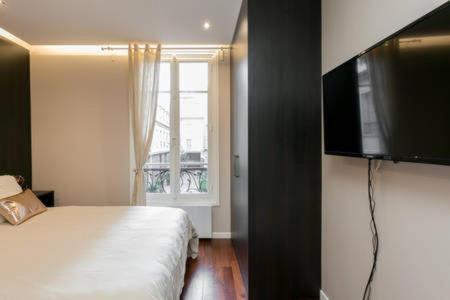 Modernized Studio - Meters From The Invalides Gardens Paris Exterior foto