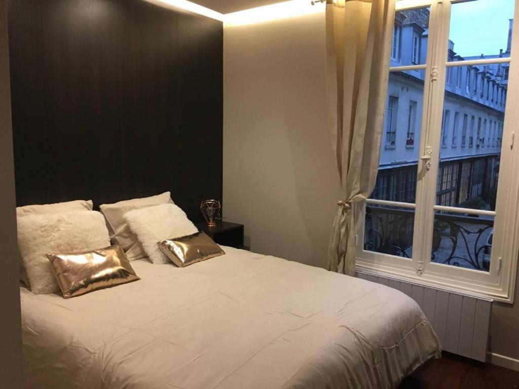 Modernized Studio - Meters From The Invalides Gardens Paris Exterior foto